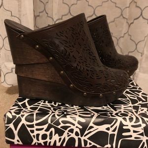 Stunning DVF Wedge Platform Mules - one of a kind!